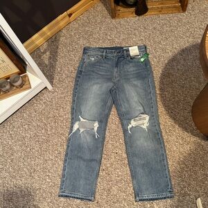 NWT. High Rise Cheeky Straight